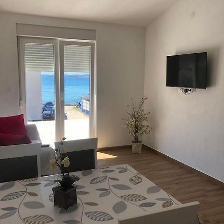 Beach Front Paradise Apartment Sukosan Luaran gambar